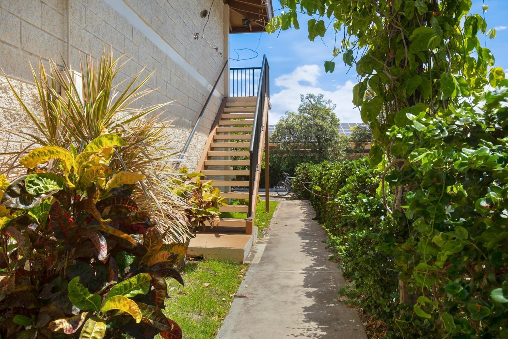 Beautiful 2 Bedroom With Panoramic Ocean Views | Oceanfront *